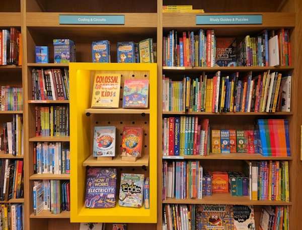 How to locate hidden gem bookstores in Oxford?